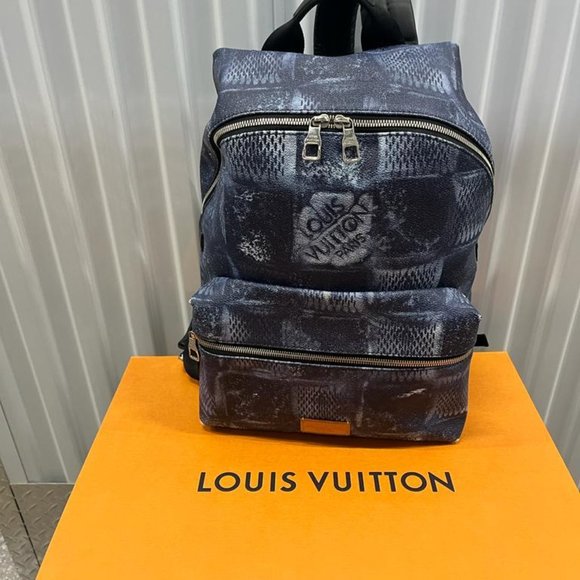 Louis Vuitton Discovery Backpack Damier Salt Marine- PERFECT- never used! - Picture 4 of 5